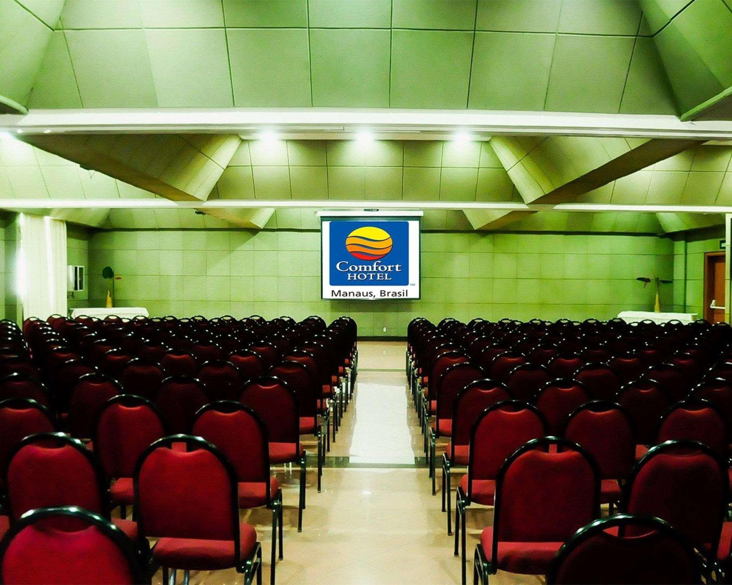 โรงแรมคอมฟอร์ต มาเนาส์ มาเนาส์ ภายนอก รูปภาพ